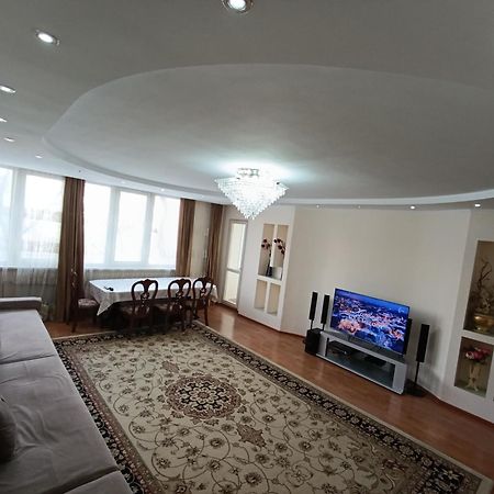 улица Гоголя 2 Апартаменты Алматы Экстерьер фото